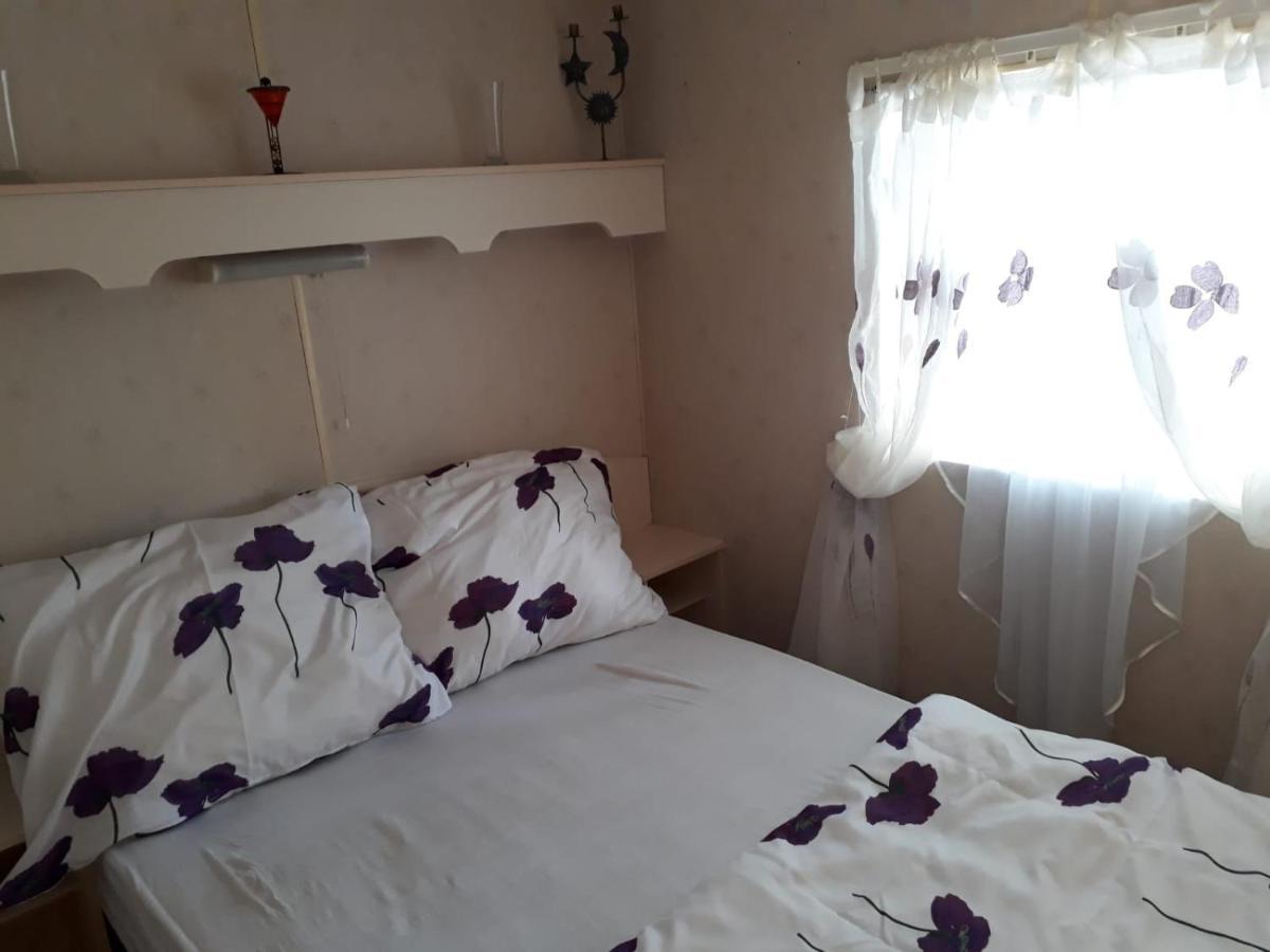 Mobilni Dum U Goldy Hotel Ceska Skalice Exterior photo